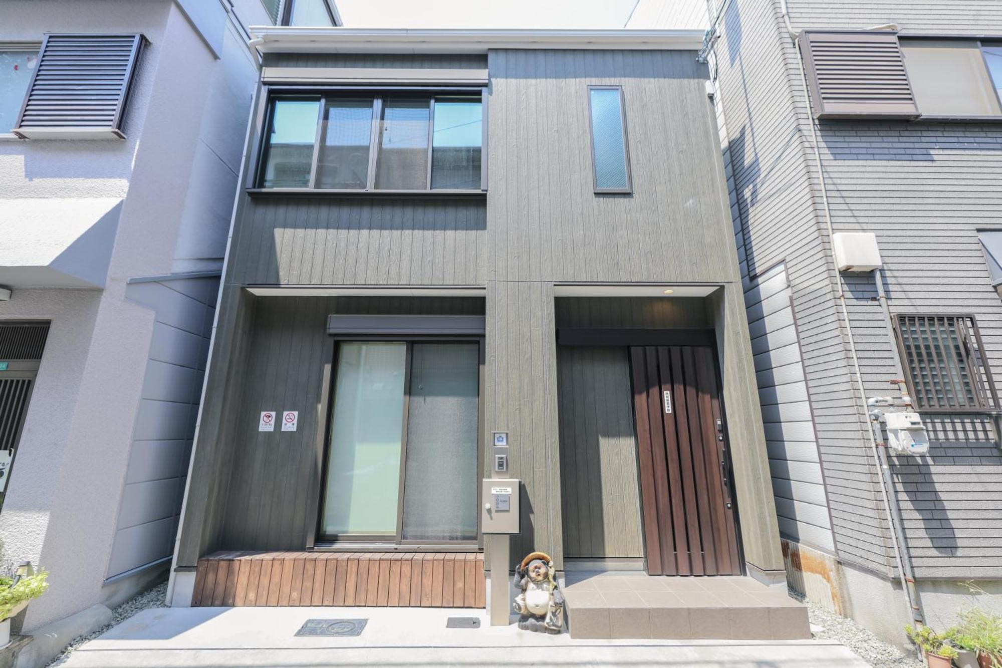 小田別荘 難波 Oda Villa Namba โอซาก้า ภายนอก รูปภาพ